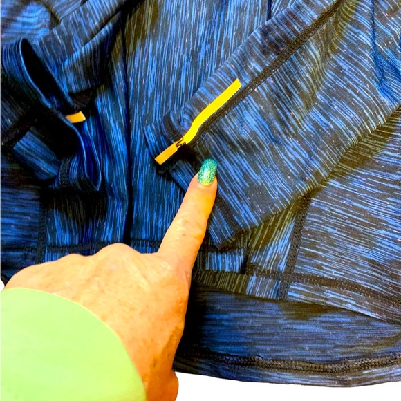 Velocity 2, Danskin 1 Athletic Women's Tops all 3/ONE PRICE! EUC. Size M - Picture 10 of 10